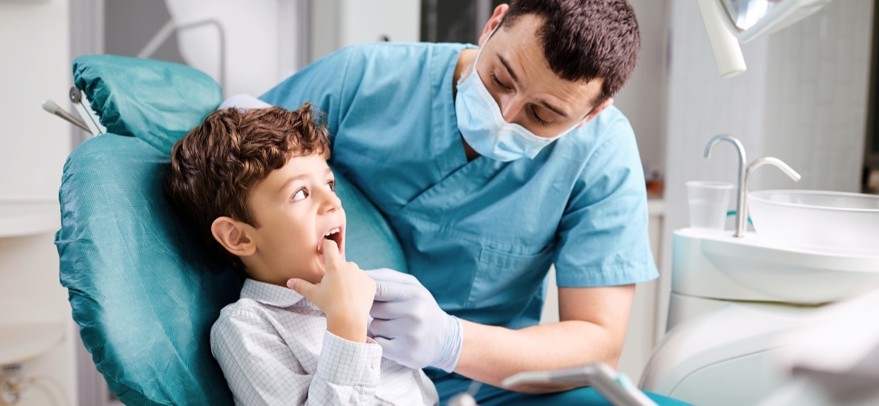 how to calm your child during a dental emergency in tinley park